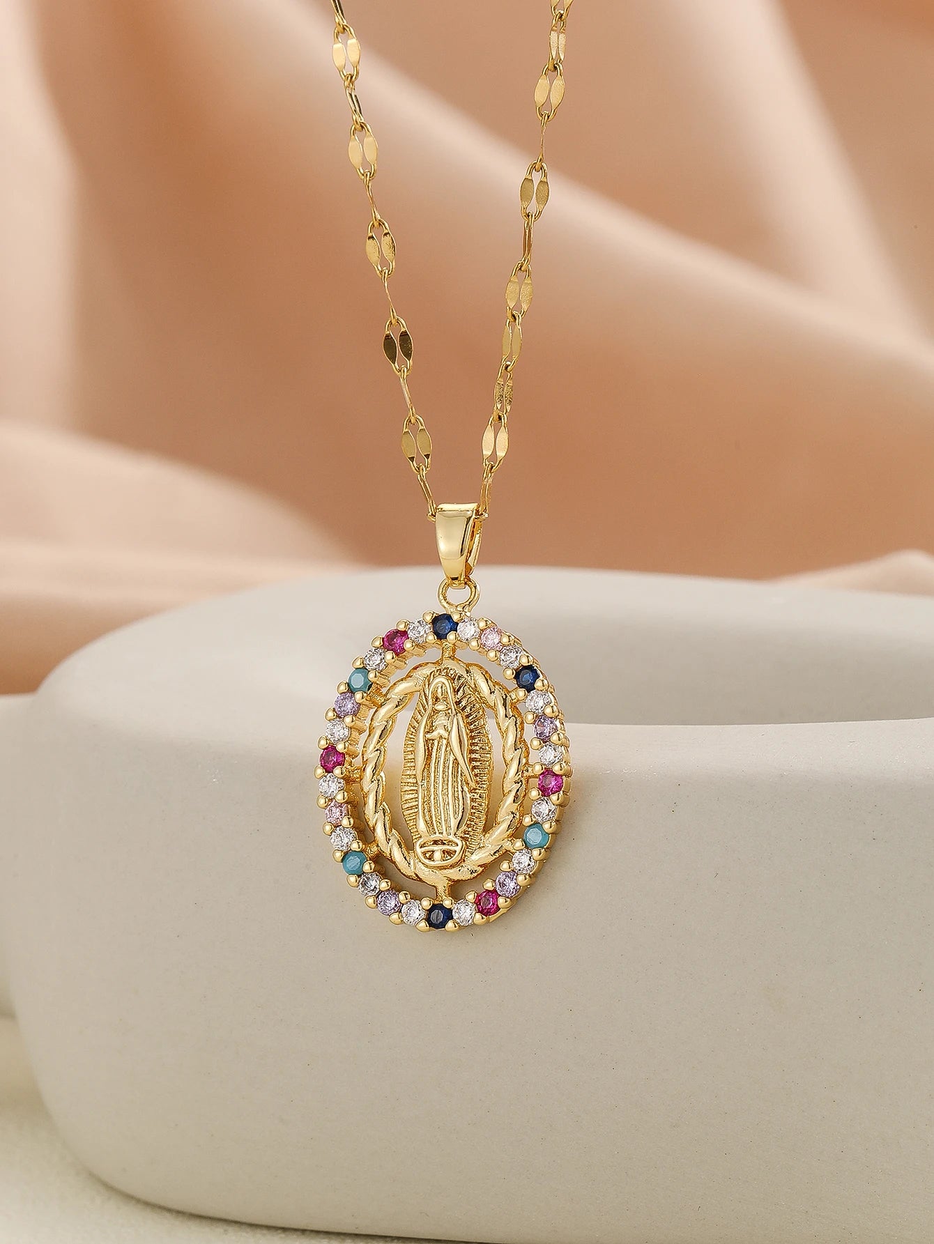 Conjunto de colgantes Virgenes