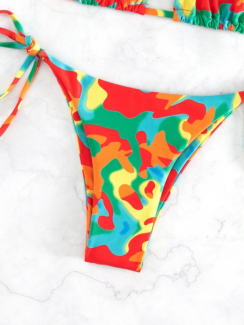 Bikini camuflaje