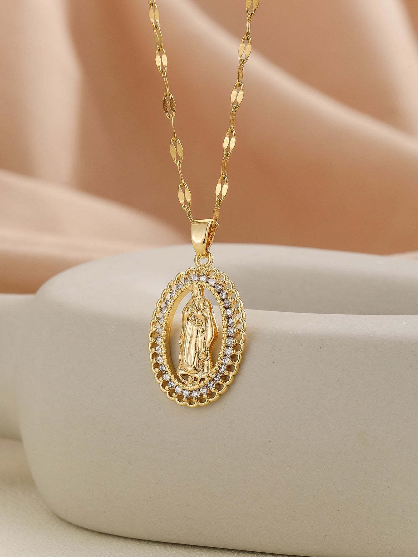 Conjunto de colgantes Virgenes