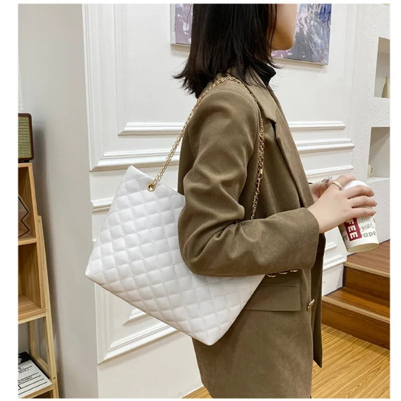Bolso efecto cuero diamante
