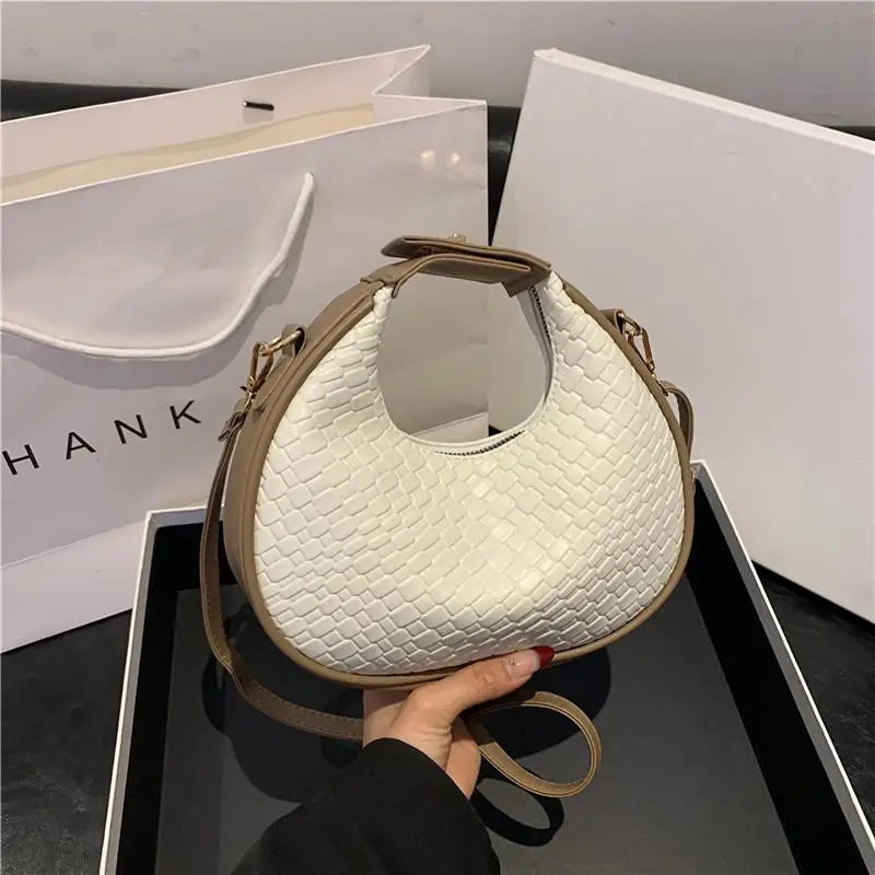 Bolso medialuna retro