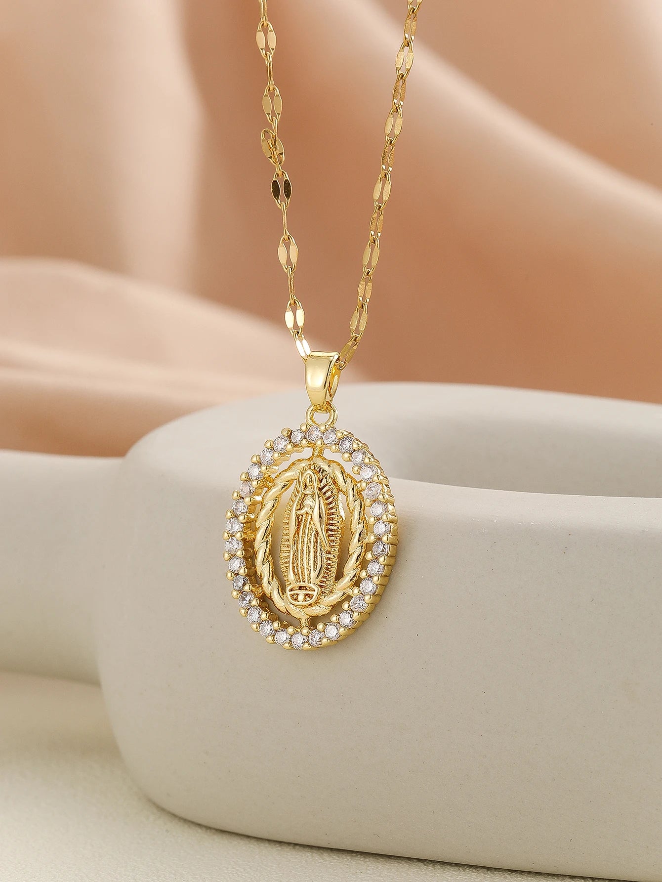 Conjunto de colgantes Virgenes