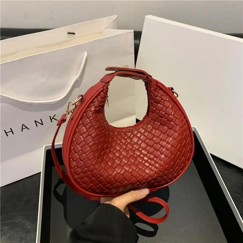 Bolso medialuna retro