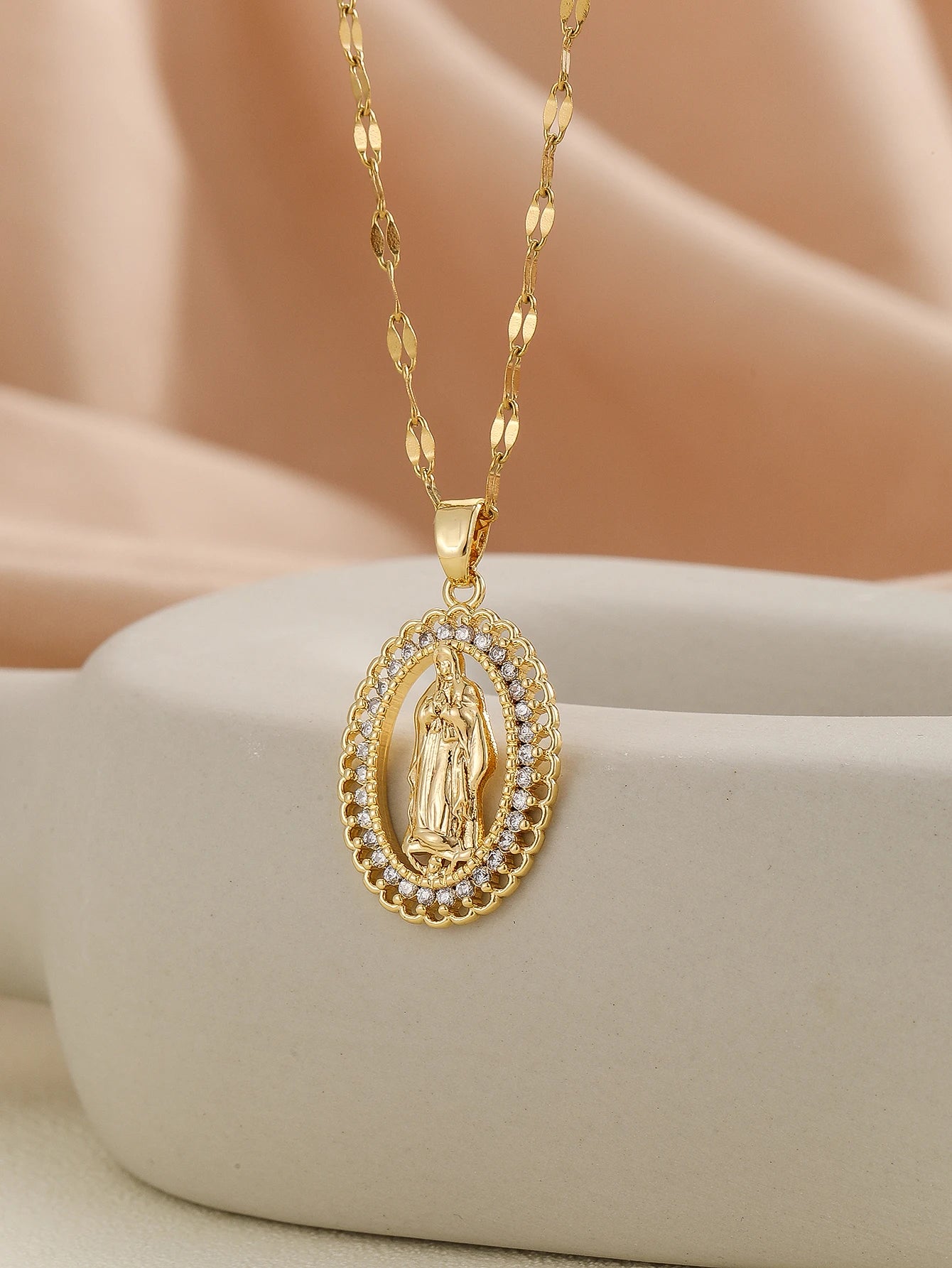 Conjunto de colgantes Virgenes