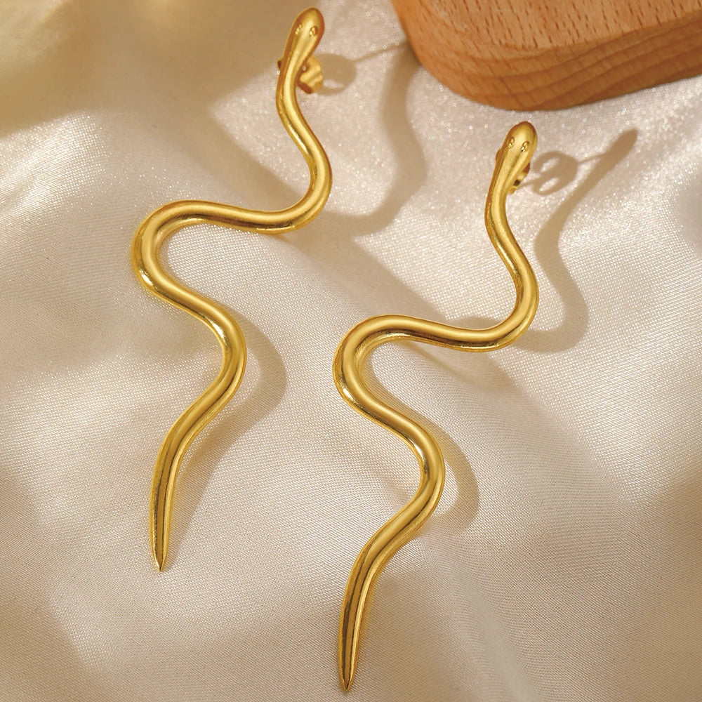 Pendientes serpientes