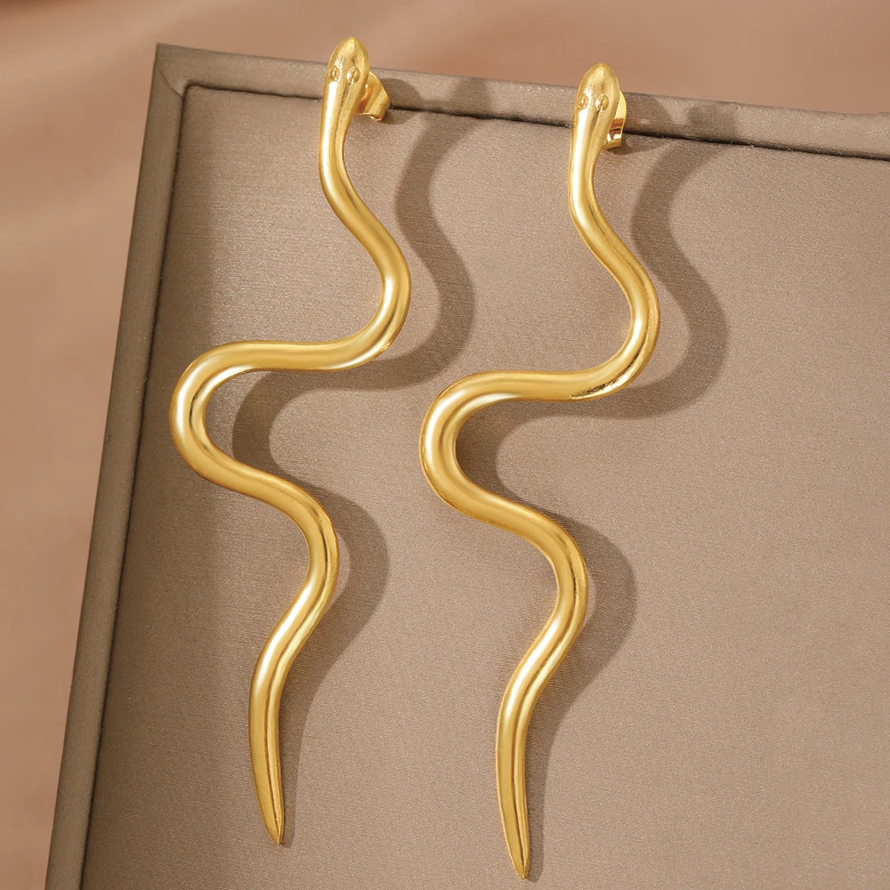 Pendientes serpientes