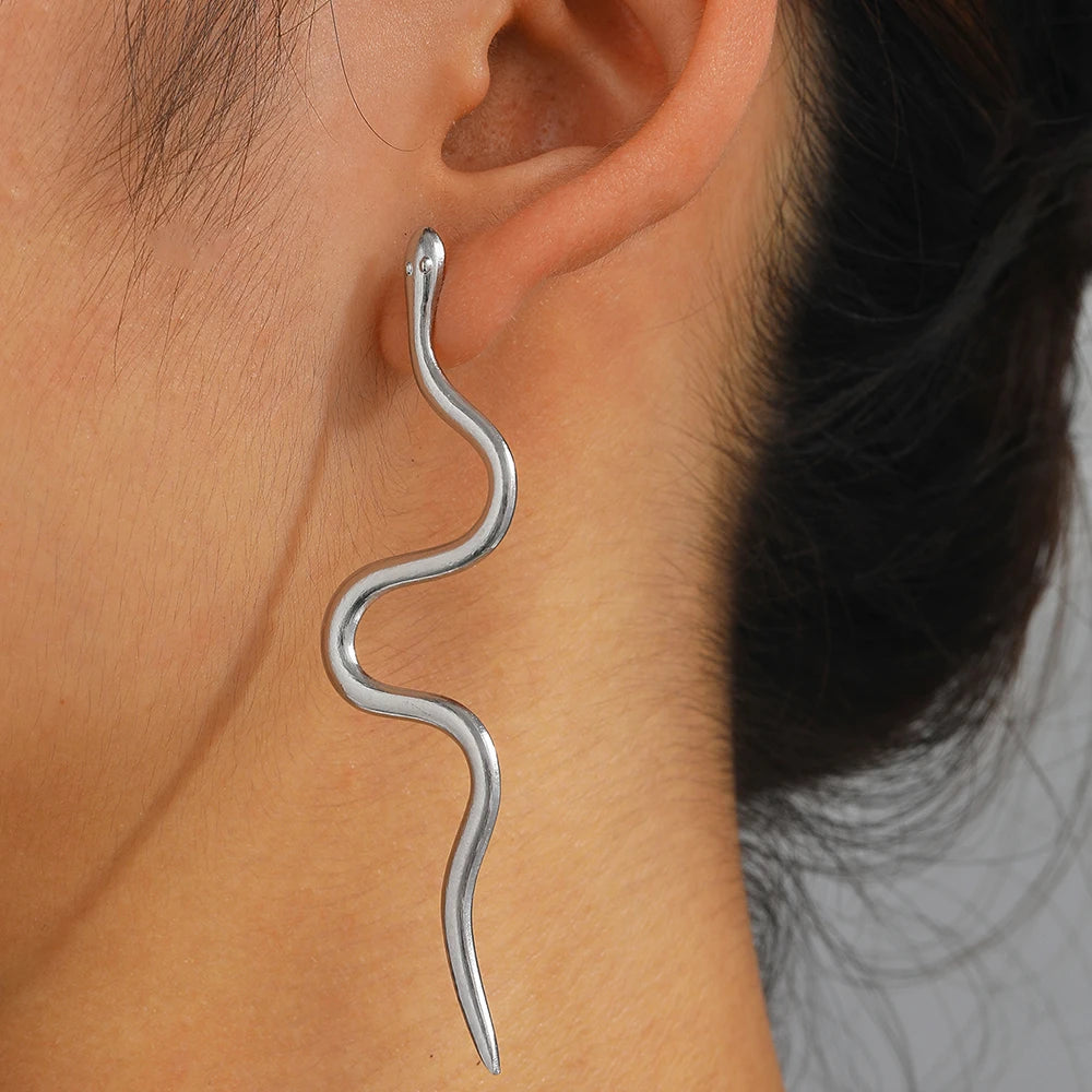 Pendientes serpientes