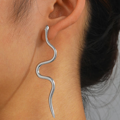 Pendientes serpientes
